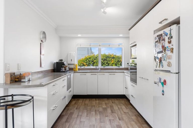 Photo of property in 822b Papamoa Beach Road, Papamoa Beach, Papamoa, 3118