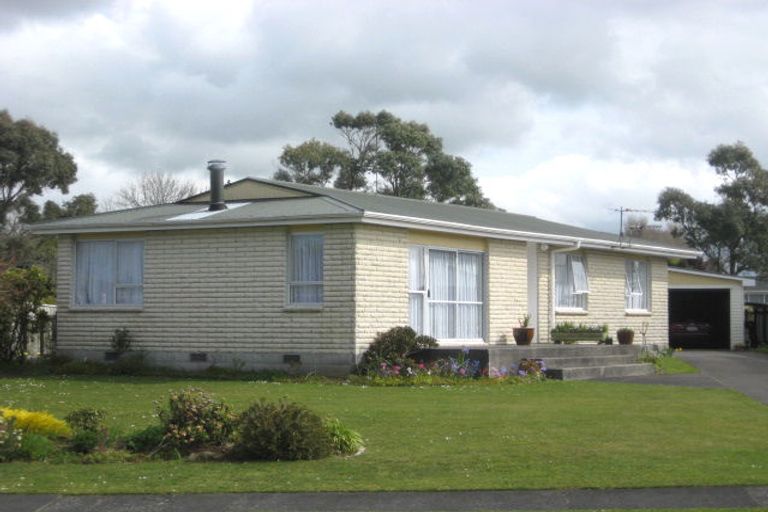 Photo of property in 17 Cassandra Street, Stratford, 4332