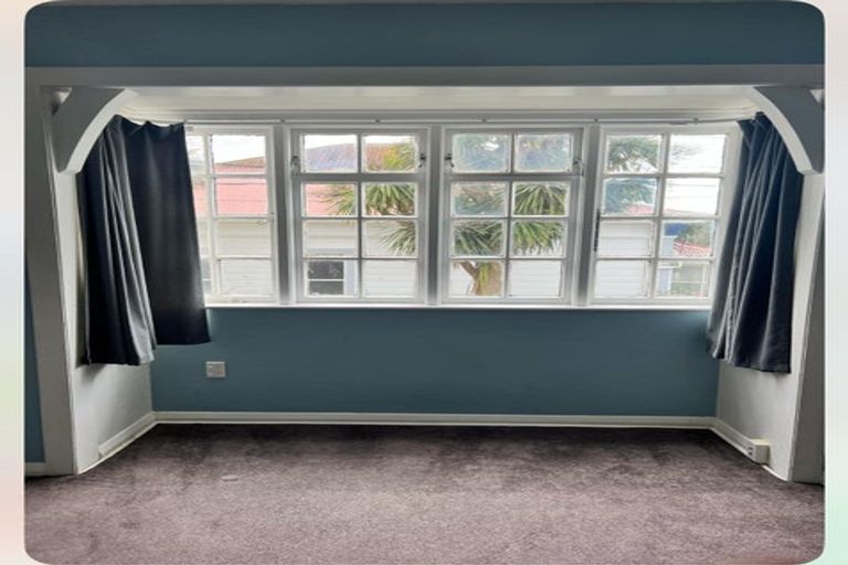 Photo of property in 46 Wright Street, Mount Cook, Wellington, 6021