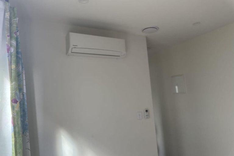 Photo of property in 23 Hakinakina Drive, Flat Bush, Auckland, 2019