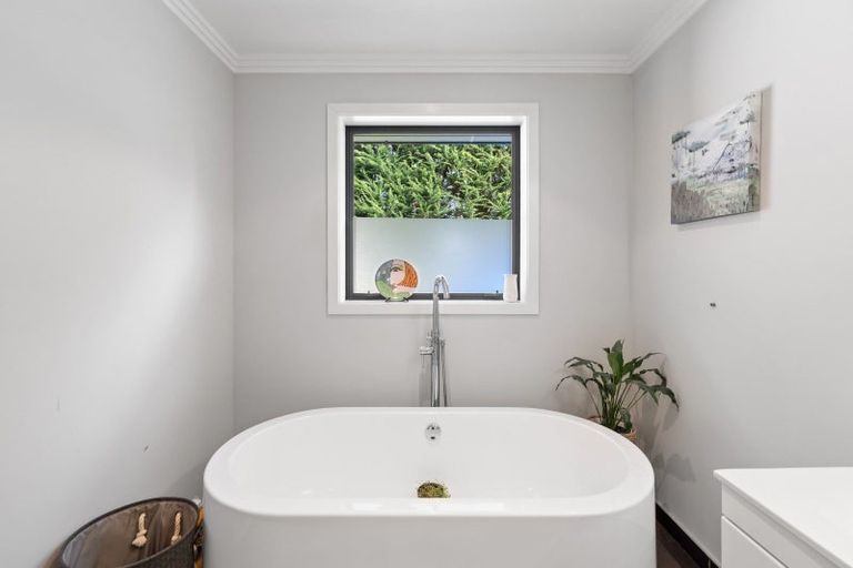 Photo of property in 40 Matua Grove, Otatara, Invercargill, 9879