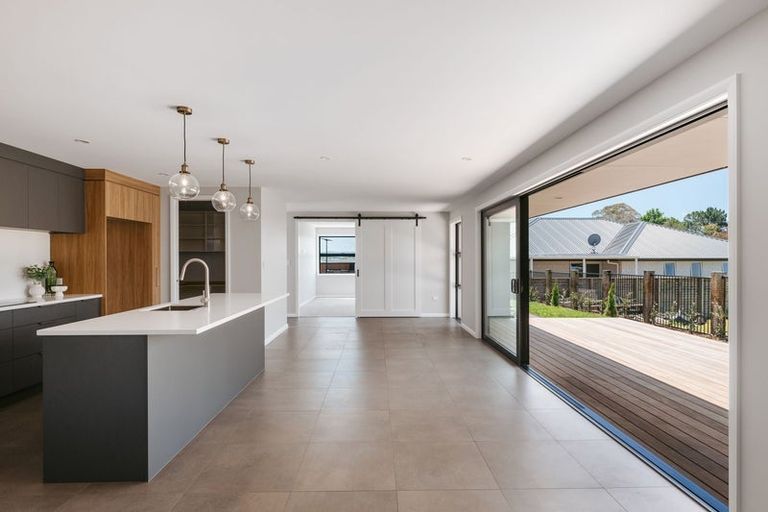 Photo of property in 4 Kingson Court, Omokoroa, 3114
