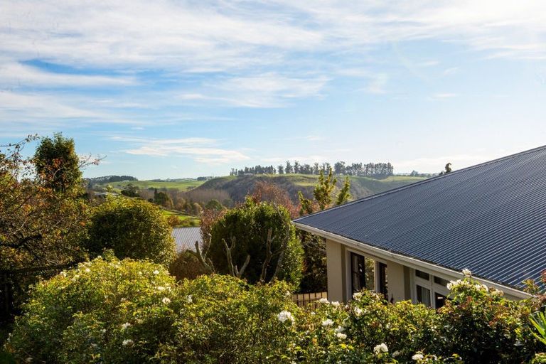 Photo of property in 14 Solway Street, Holmes Hill, Oamaru, 9401