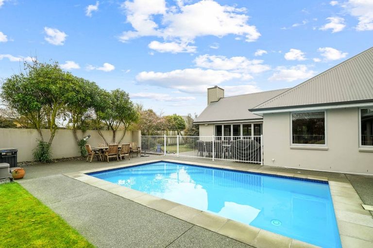 Photo of property in 12 Heaphy Court, Rolleston, 7614