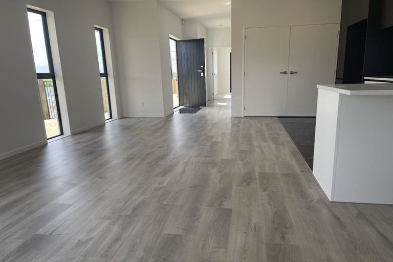 Photo of property in 46 Auranga Drive, Karaka, 2113