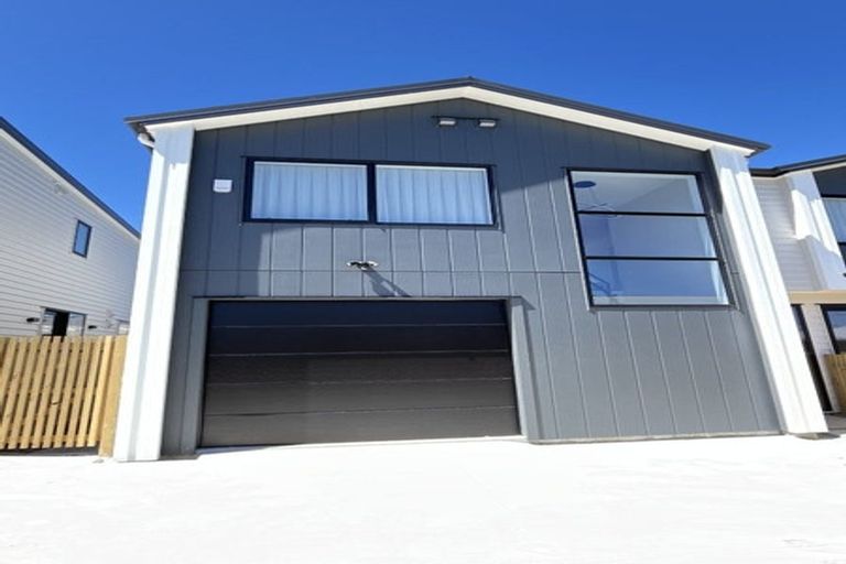 Photo of property in 130 Forrest Hill Road, Forrest Hill, Auckland, 0620