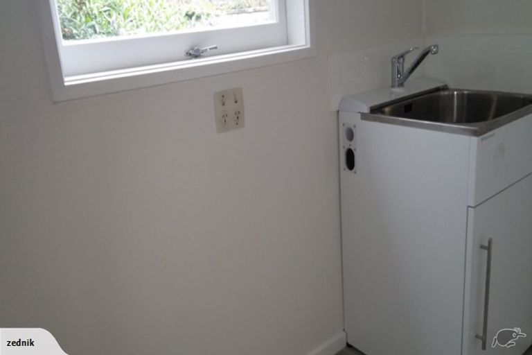 Photo of property in 72b Seaview Road, Paraparaumu Beach, Paraparaumu, 5032