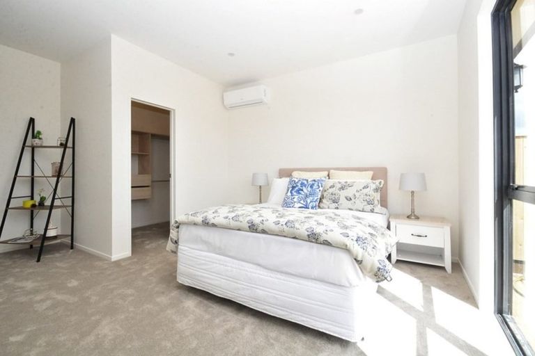 Photo of property in 20 Konoba Avenue, Kumeu, 0810