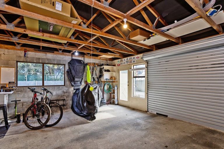 Photo of property in 92 Gladstone Terrace, Gladstone, Invercargill, 9810