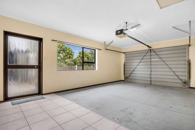 Photo of property in 12 Penrhyn Place, Mount Maunganui, 3116
