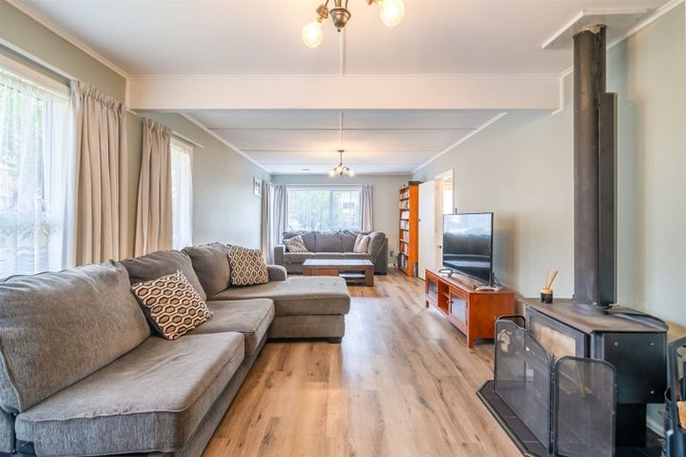 Photo of property in 3 Gawler Grove, Wainuiomata, Lower Hutt, 5014