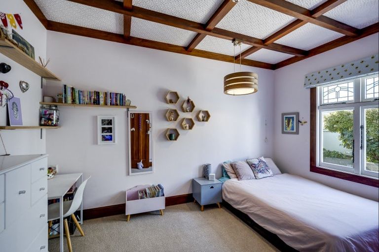 Photo of property in 42 Simla Terrace, Hospital Hill, Napier, 4110