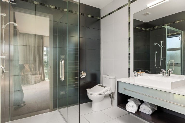 Photo of property in 1 Merriman Place, Pyes Pa, Tauranga, 3112