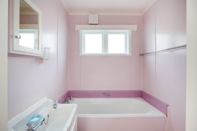 Photo of property in 308 Broadway Avenue, Palmerston North, 4414