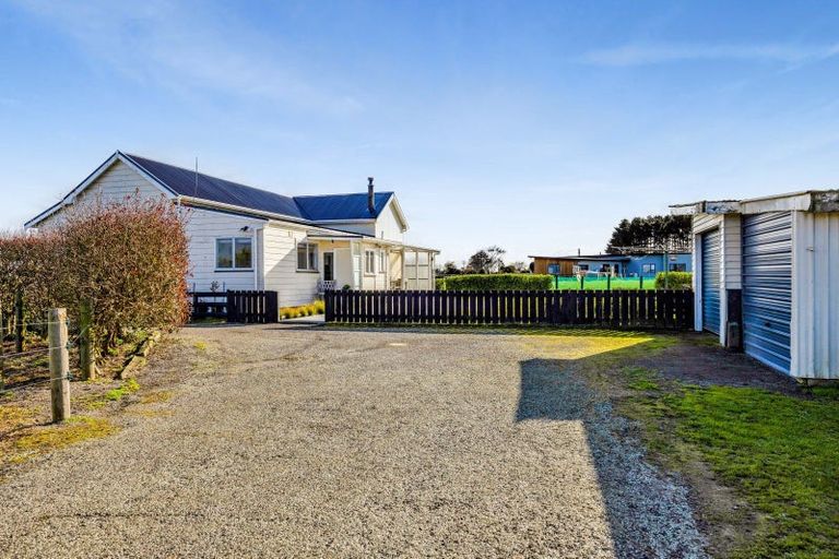 Photo of property in 84 Mawhitiwhiti Road, Normanby, Hawera, 4675