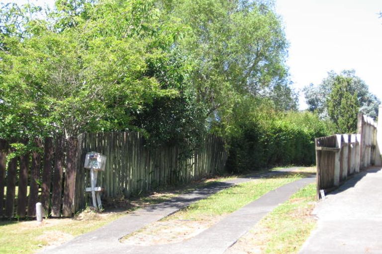 Photo of property in 27 Castleton Street, Birkdale, Auckland, 0626