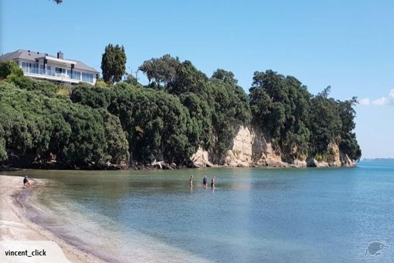 Photo of property in 78 Selwyn Road, Cockle Bay, Auckland, 2014