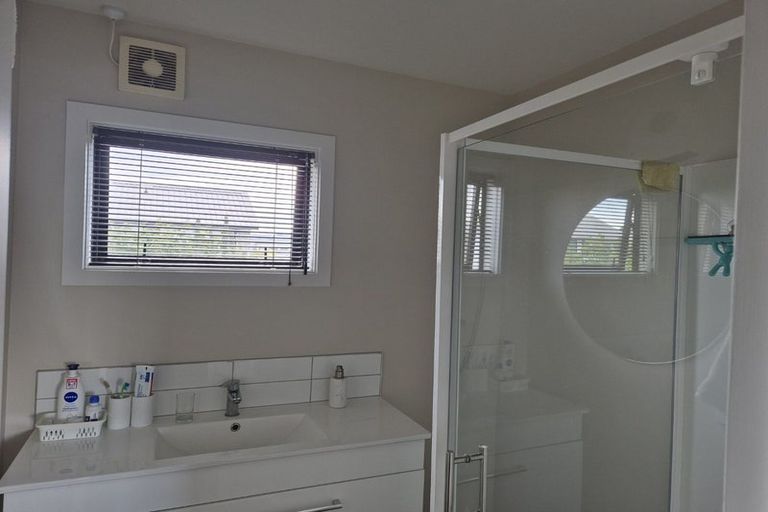 Photo of property in 15 Keppel Street, Porangahau, 4291