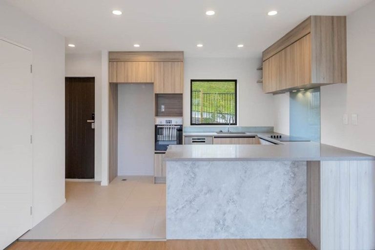 Photo of property in 44 Cyclarama Crescent, Massey, Auckland, 0614