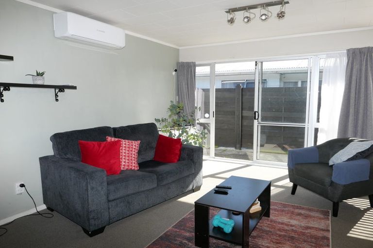 Photo of property in 16b Marere Avenue, Paraparaumu, 5032