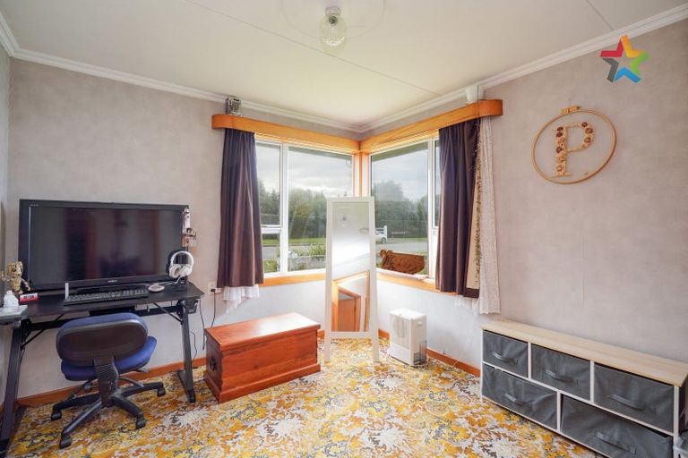 Photo of property in 75 Durham Street, Waikiwi, Invercargill, 9810