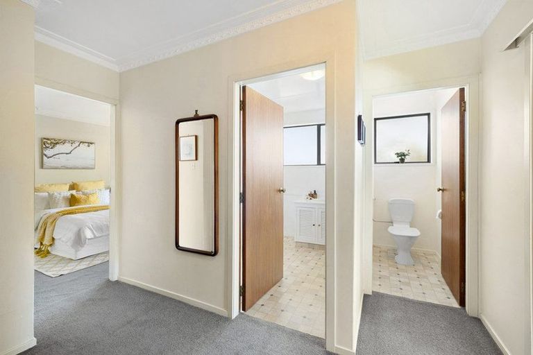 Photo of property in 2/99 Saint Martins Road, Saint Martins, Christchurch, 8022