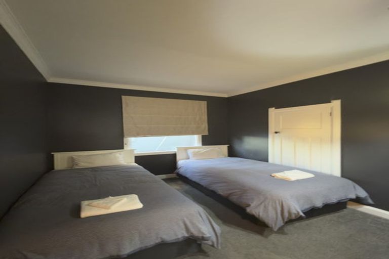 Photo of property in 351 Marine Parade, Napier South, Napier, 4110