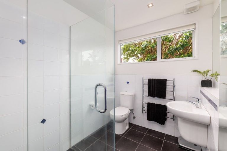 Photo of property in 5 Emerson Crescent, Diamond Harbour,  8971