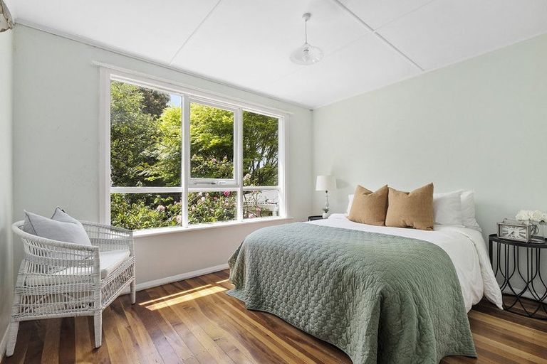 Photo of property in 6 Muri Road, Pukerua Bay, 5026