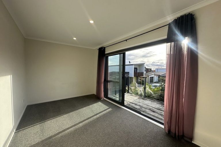 Photo of property in 168 Hobsonville Point Road, Hobsonville, Auckland, 0616