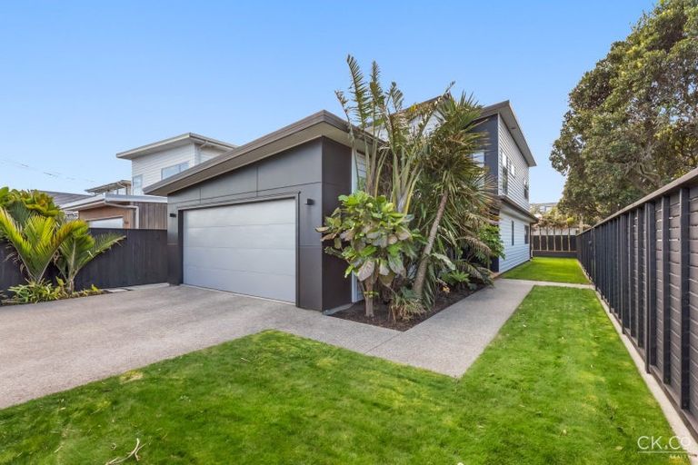 Photo of property in 15 Adelaide Street, Petone, Lower Hutt, 5012