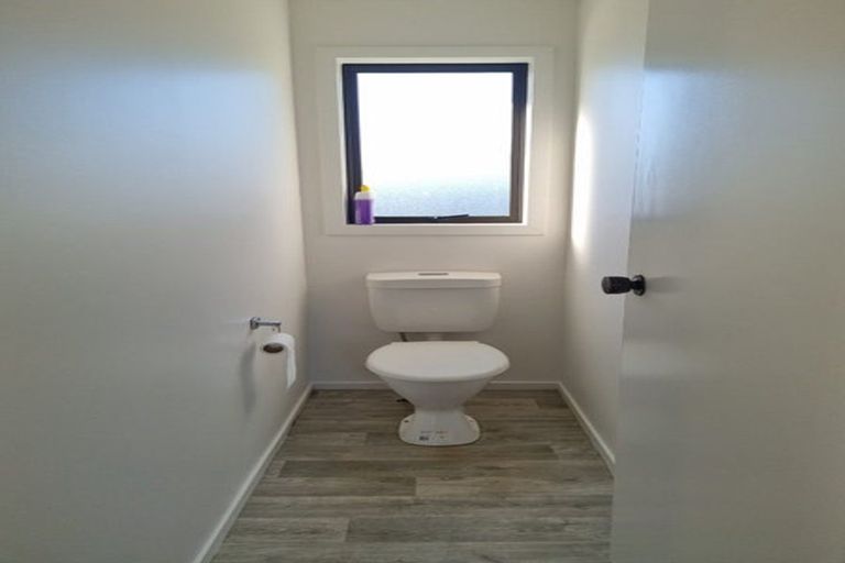 Photo of property in 9b Wyndham Road, Hannahs Bay, Rotorua, 3010