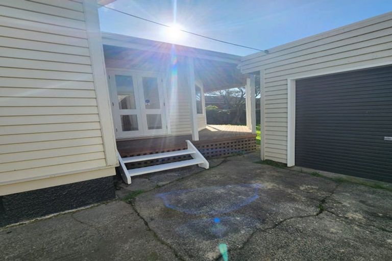 Photo of property in 12 Cressy Street, Waterloo, Lower Hutt, 5011
