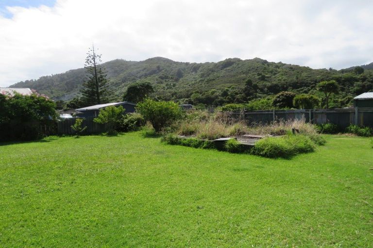 Photo of property in 17 Ives Street, Hector, 7822