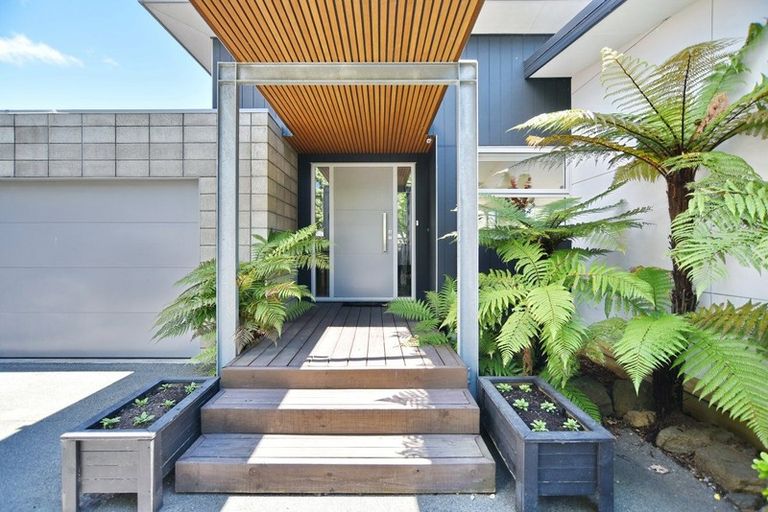 Photo of property in 829a Ferry Road, Woolston, Christchurch, 8023