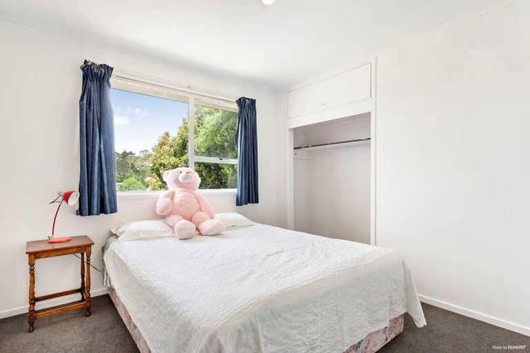 Photo of property in 12 Tempo Place, Torbay, Auckland, 0630