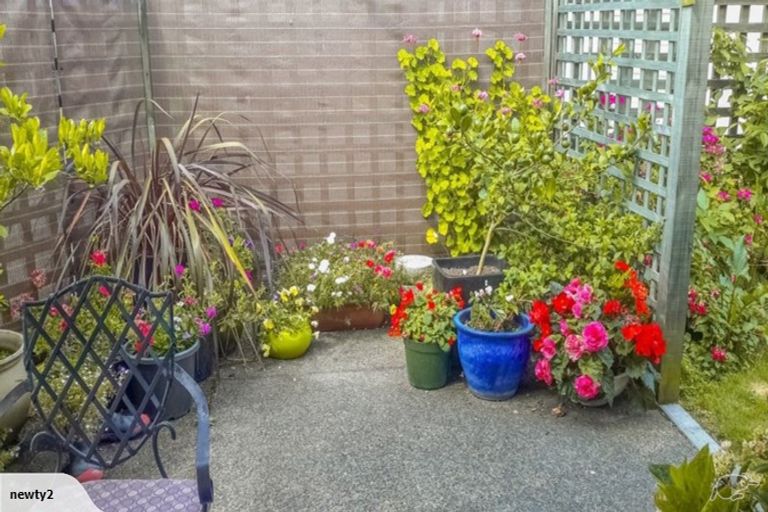Photo of property in 285unit Vaughan Road, Owhata, Rotorua, 3010
