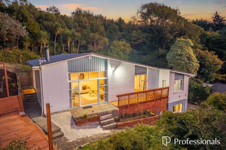 Photo of property in 14a Hawthorn Crescent, Stokes Valley, Lower Hutt, 5019