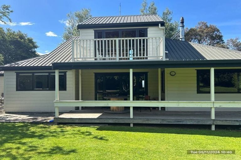 Photo of property in 10 Burnetts Road, Upper Plain, Masterton, 5888