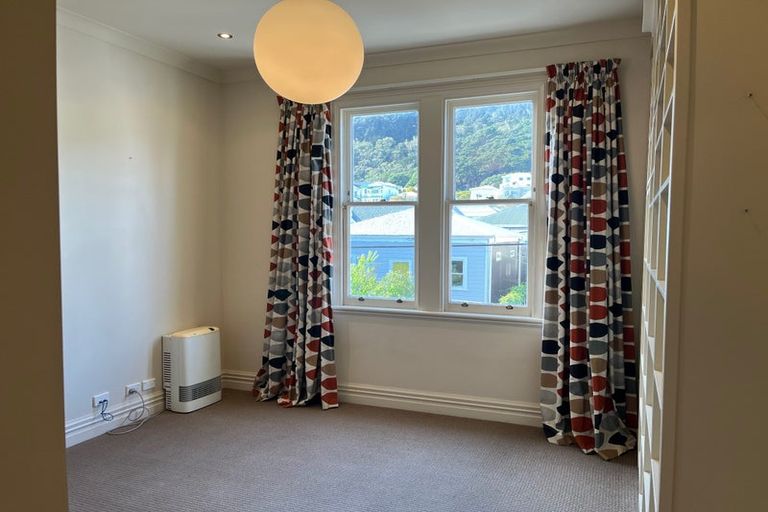Photo of property in 9a Albany Avenue, Mount Victoria, Wellington, 6011