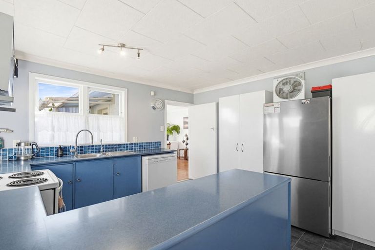 Photo of property in 63 Bamber Street, Castlecliff, Whanganui, 4501
