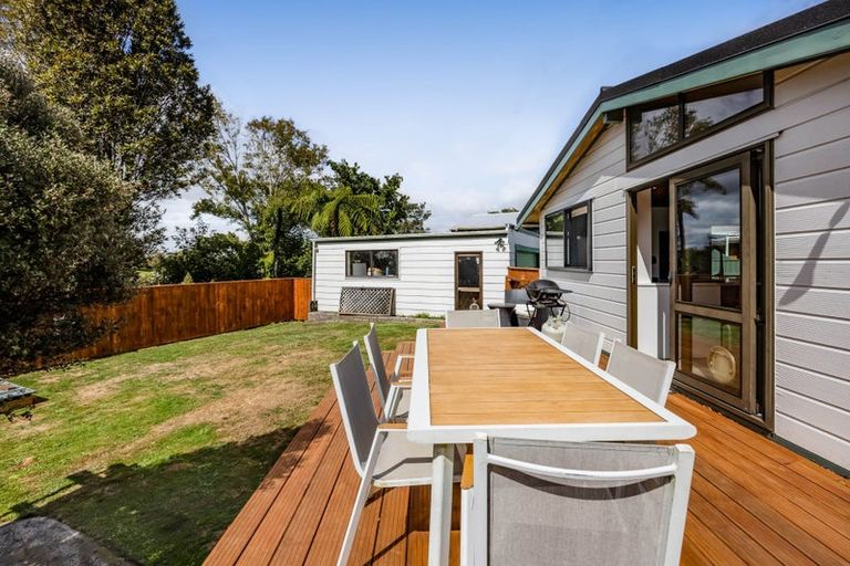 Photo of property in 27 Nikau Street, Inglewood, 4330