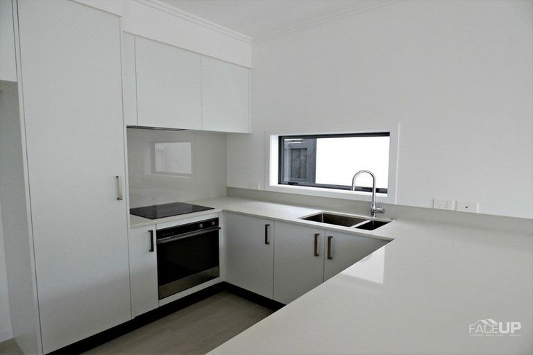 Photo of property in 24 Saltmarsh Road, Hobsonville, Auckland, 0616