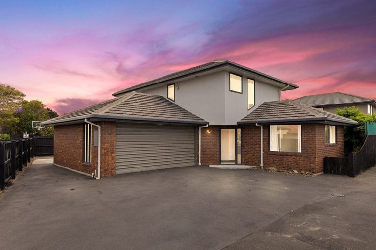 Photo of property in 24a Rue De La Mare, Parklands, Christchurch, 8083