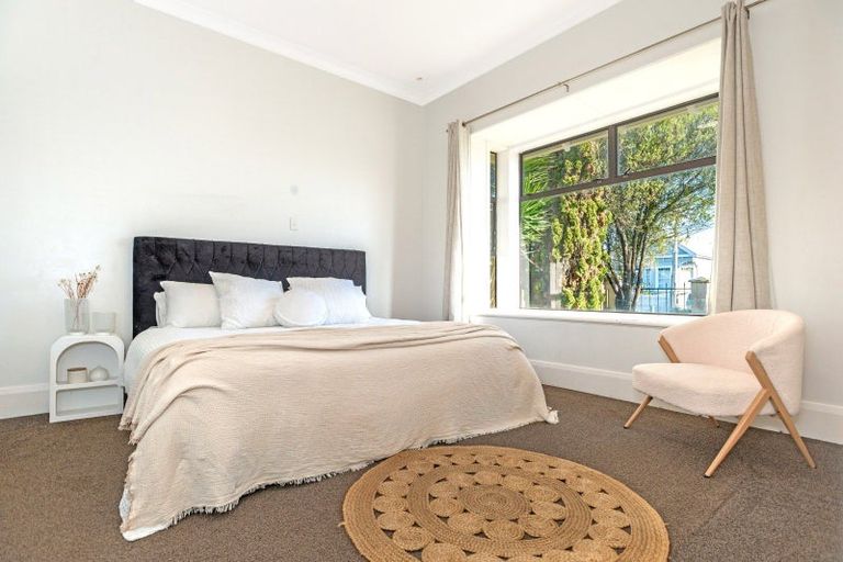 Photo of property in 2 Cobden Street, Gisborne, 4010