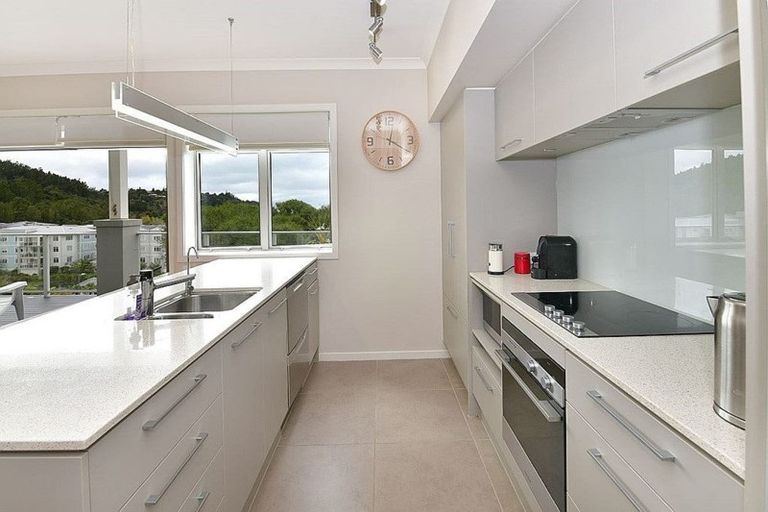 Photo of property in 84 Landmark Terrace, Orewa, 0931