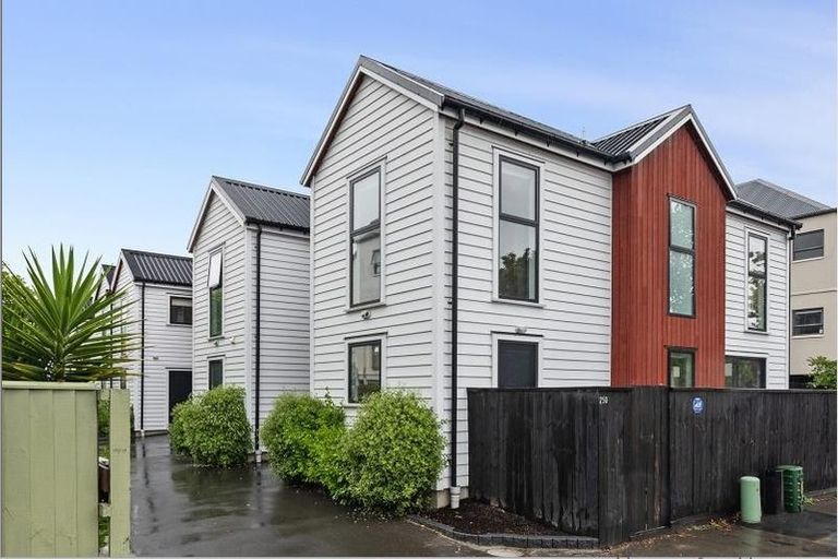 Photo of property in 1/250 Worcester Street, Christchurch Central, Christchurch, 8011