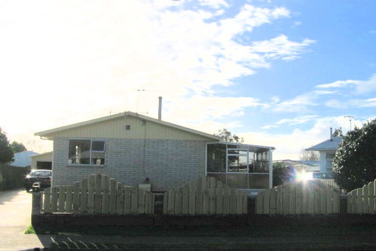 Photo of property in 8 Pamela Place, Deanwell, Hamilton, 3206