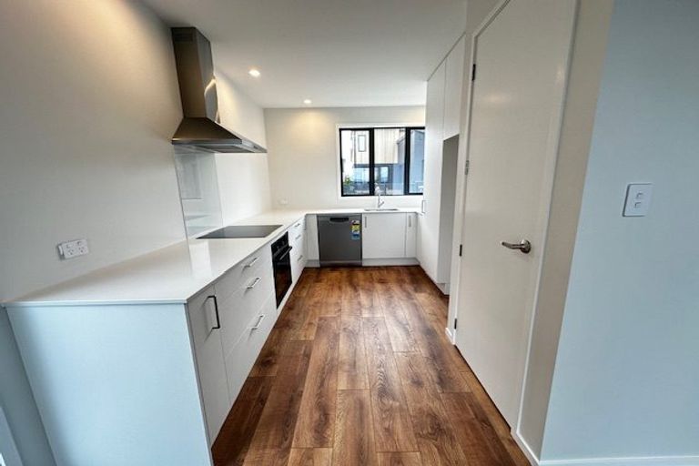 Photo of property in 4 Huljich Way, Hobsonville, Auckland, 0616