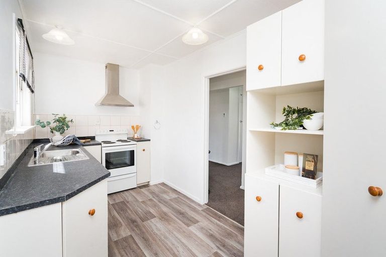 Photo of property in 16 Lancaster Street, Highbury, Palmerston North, 4412